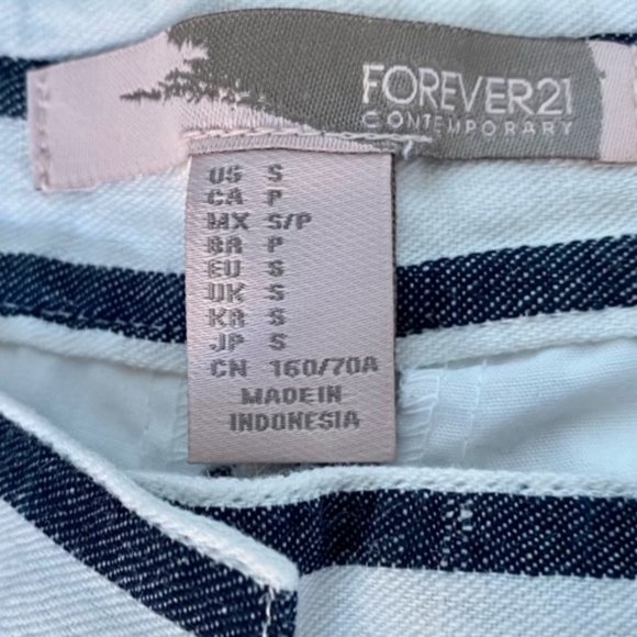 Forever 21 White Capri Pants with Dark Blue Stripes - Picture 3 of 5
